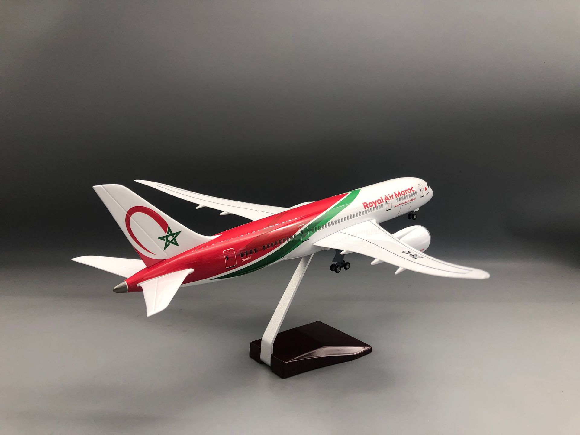 1/130 Scale Royal Air Maroc 78 - Office Technologies recension och pris