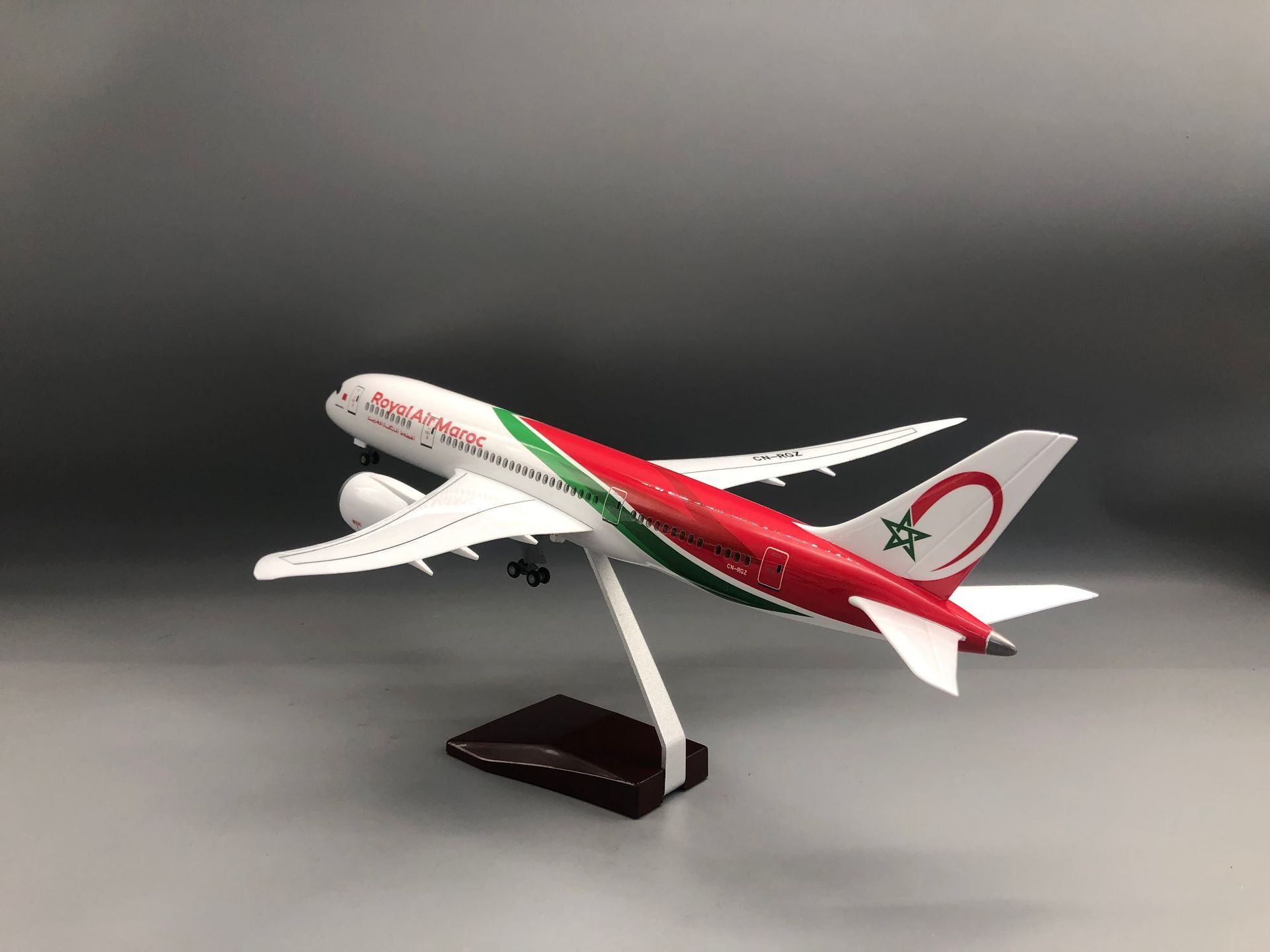 1/130 Scale Royal Air Maroc 78 - Office Technologies recension och pris