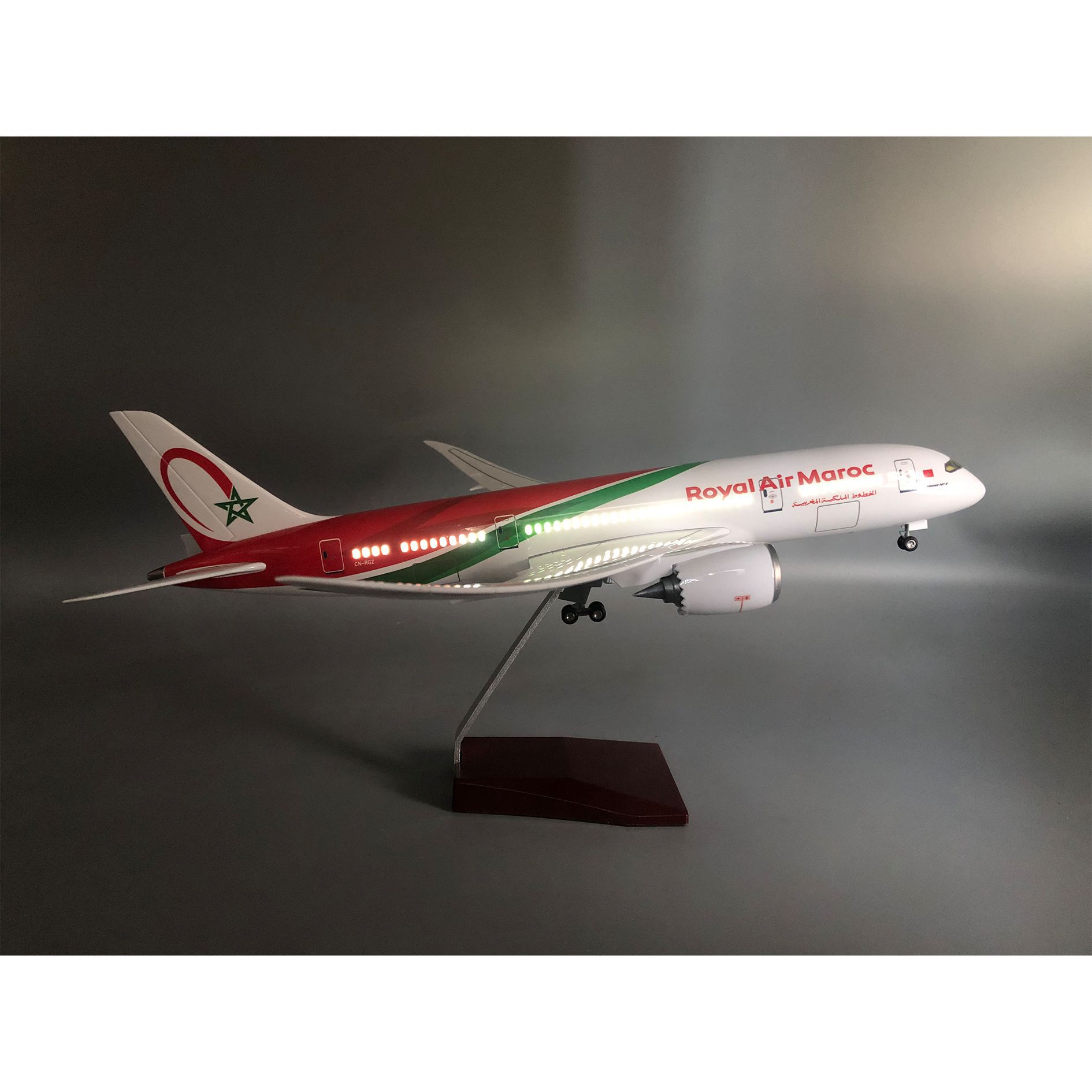 1/130 Scale Royal Air Maroc 78 - Office Technologies recension och pris