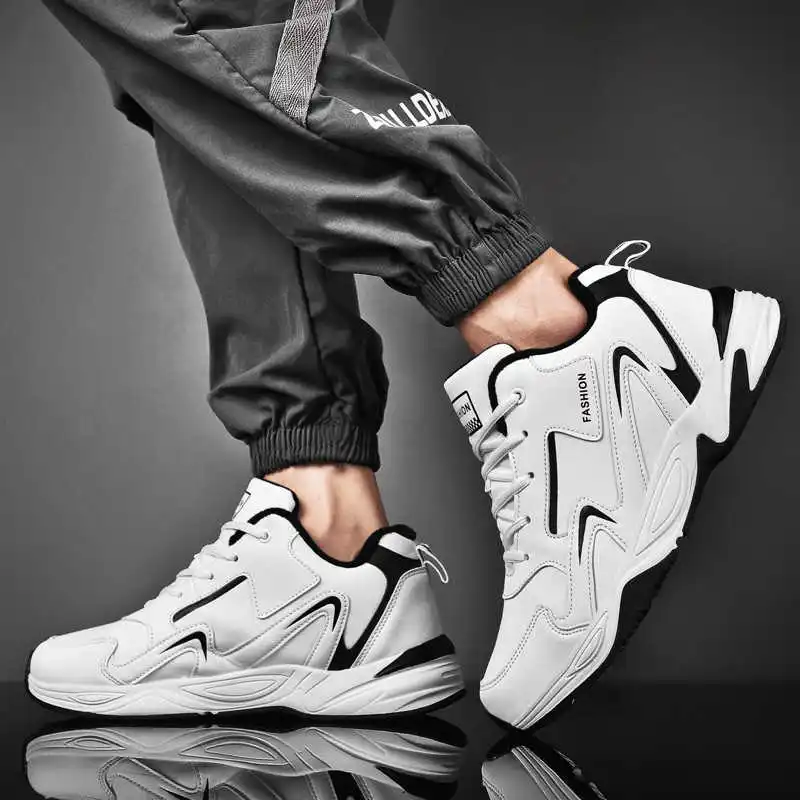 Cold-proof Spring Gym Sneakers - Classic Tech Office Number recension och pris